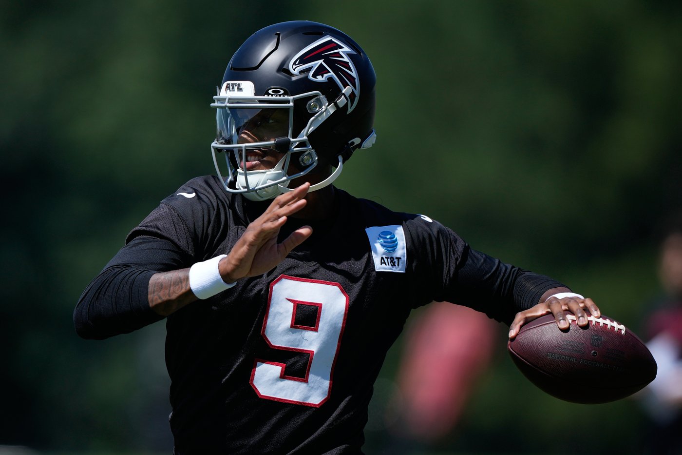 Penix will not play in Falcons' final preseason game at Miami after only 1 week of team drills | iNFOnews.ca