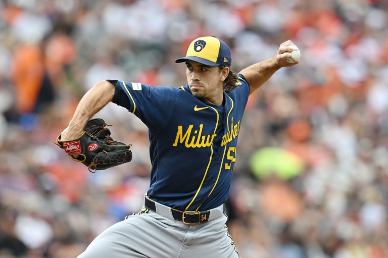 Brewers tie team record with 97th win, beat Orioles 1-0 with help of fly ball lost in sun | iNFOnews.ca
