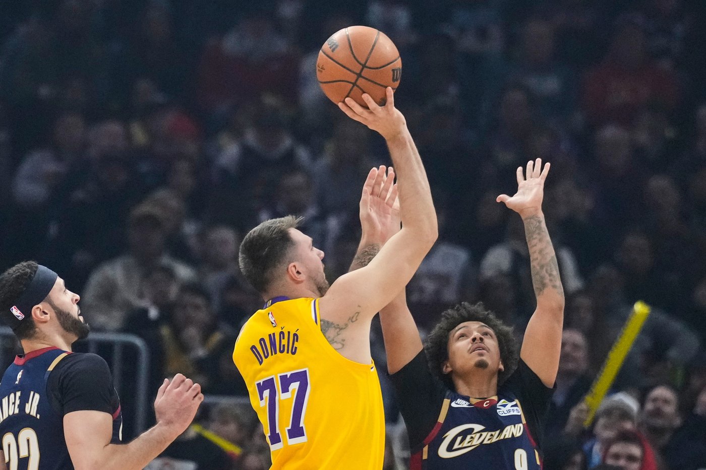 Cavaliers spoil LeBron James' return, riding big 3rd quarter to 129-99 romp | iNFOnews.ca Cavaliers spoil LeBron James' return, riding big 3rd quarter to 129-99 romp | iNFOnews.ca