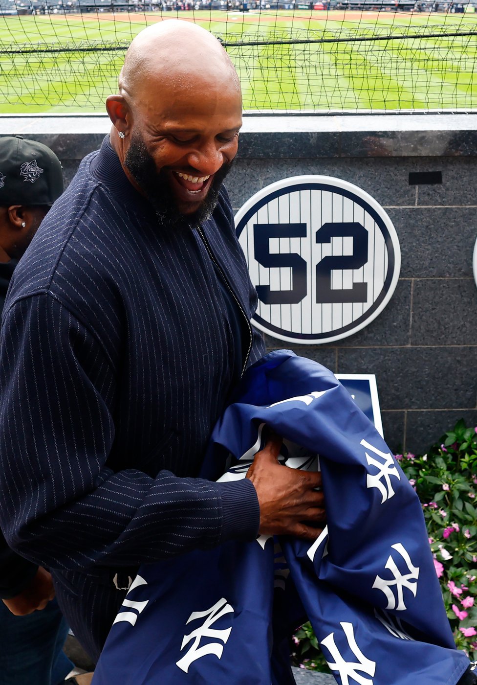 Yankees retire Hall of Famer CC Sabathia's No. 52 and honor him with plaque in Monument Park | iNFOnews.ca
