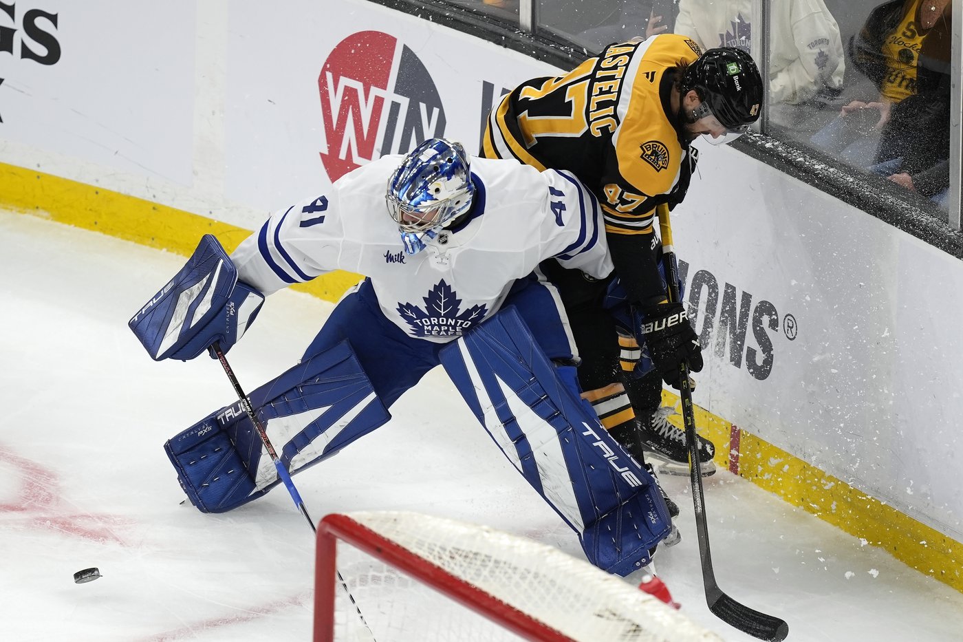 Marchand gets 1st goal of season in OT to lift Bruins to 4-3 win over Maple Leafs | iNFOnews.ca Marchand gets 1st goal of season in OT to lift Bruins to 4-3 win over Maple Leafs | iNFOnews.ca