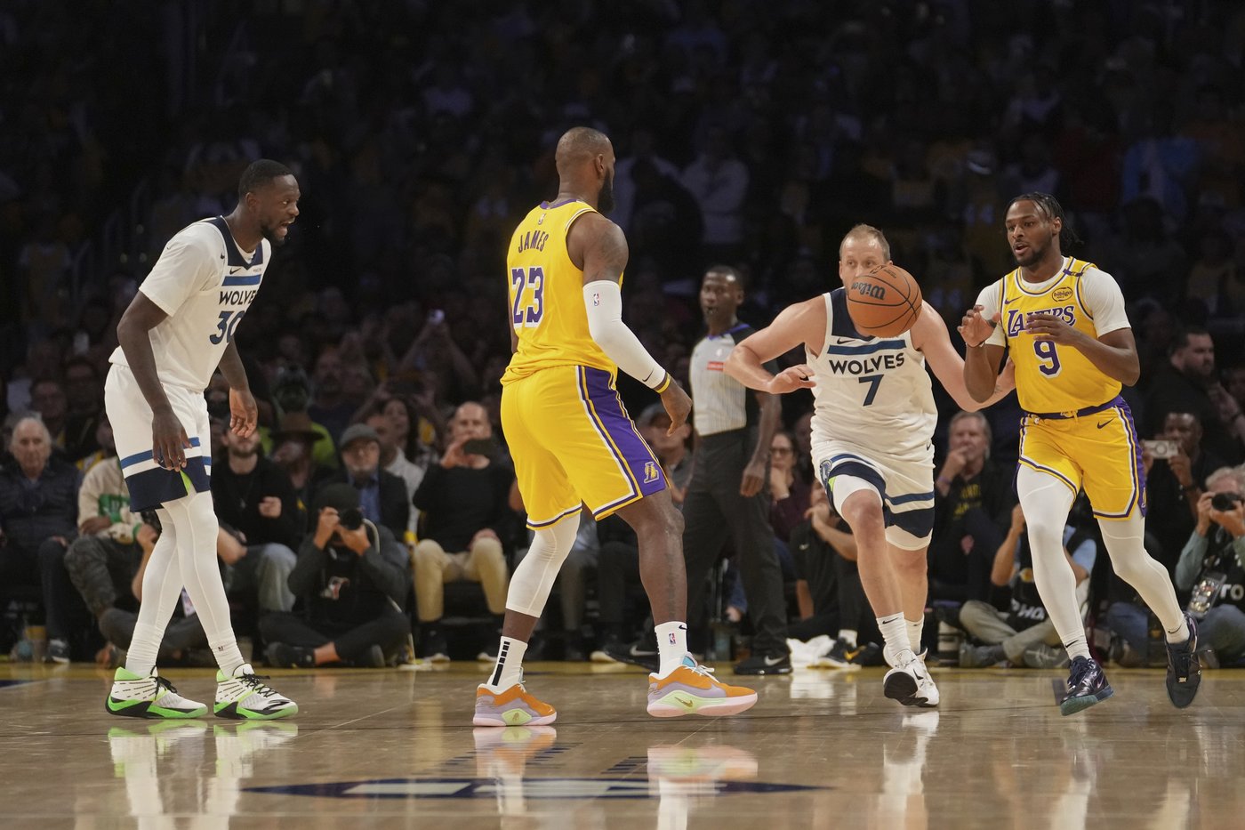 LeBron and Bronny James make history as the NBA's first father-son duo to play together | iNFOnews.ca