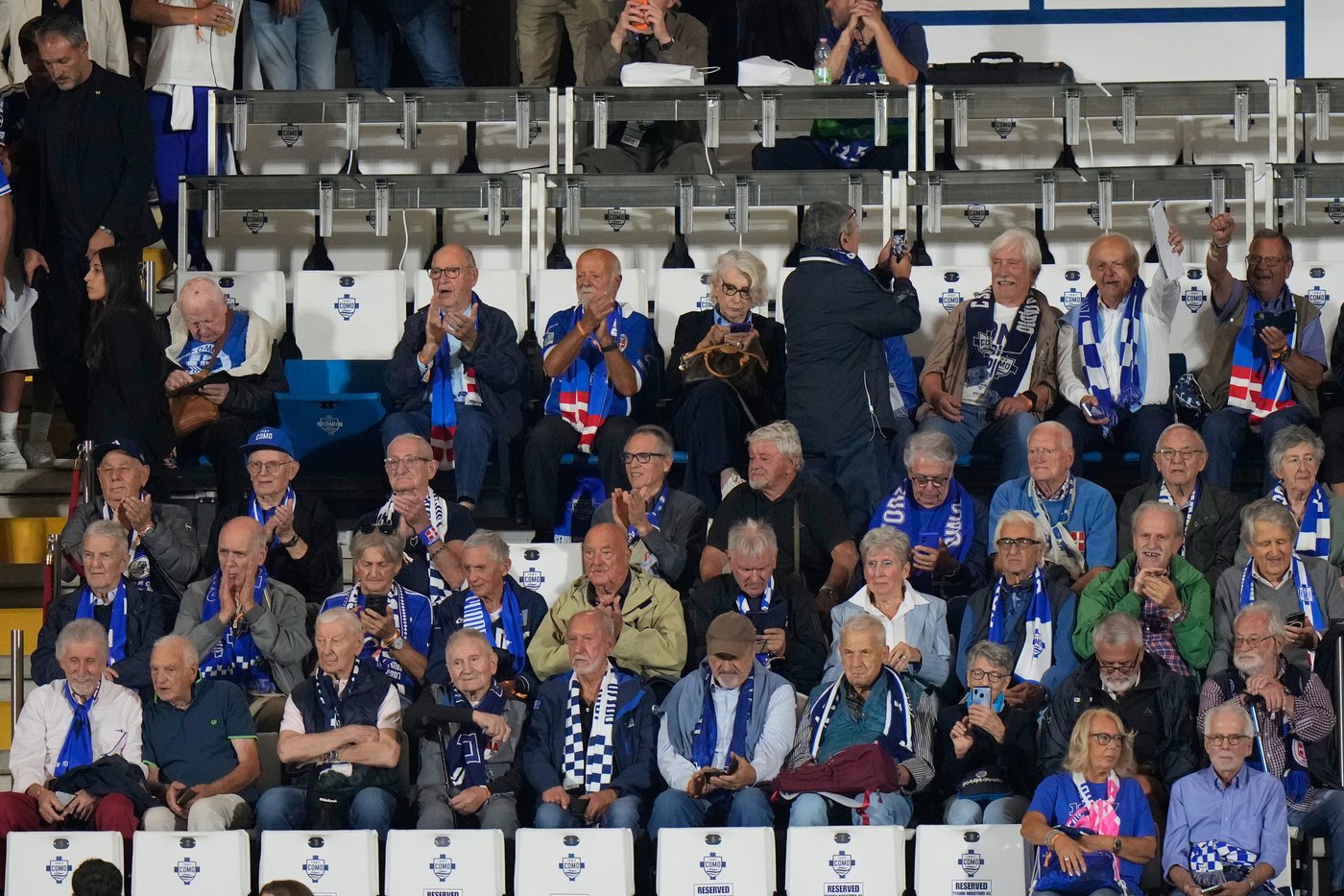 Como gives older fans prime seats for Champions League debut and team delivers a 4-1 win | iNFOnews.ca