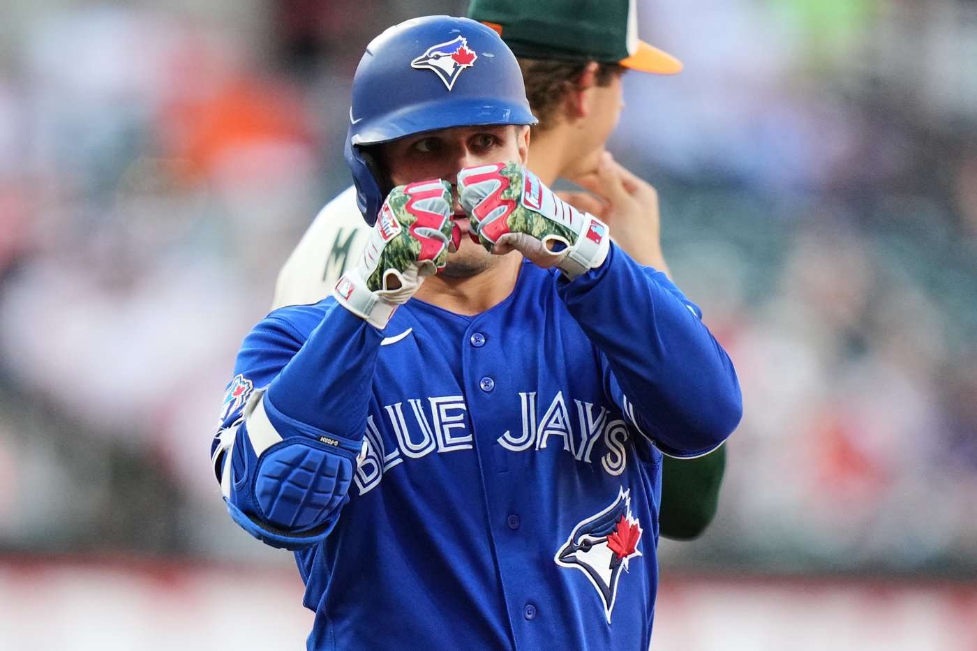 Blue Jays erase five-run deficit to beat Orioles 6-5 | iNFOnews.ca