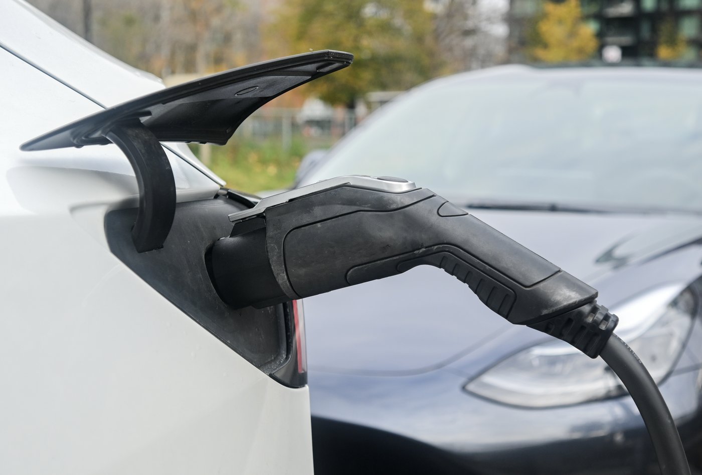 Electric vehicle rebates paused as federal program runs out of money | iNFOnews.ca Electric vehicle rebates paused as federal program runs out of money | iNFOnews.ca