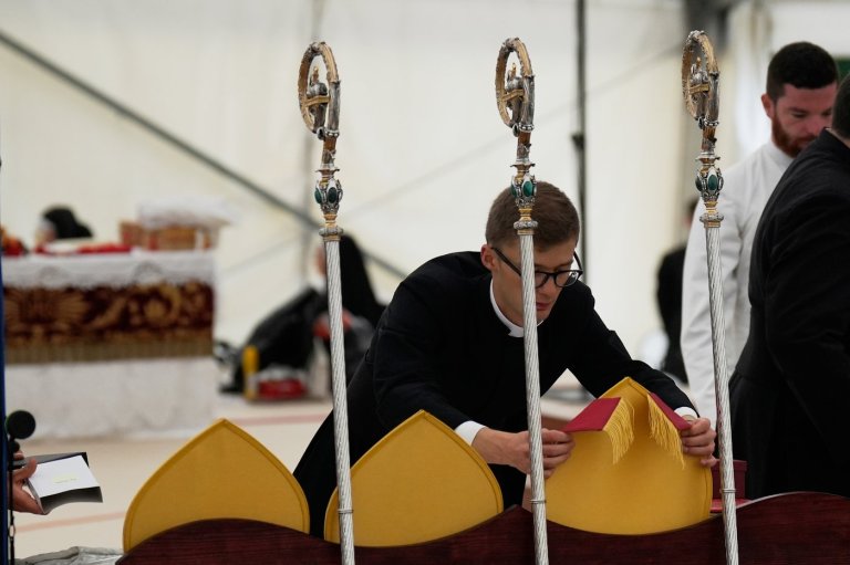 What to know about the breakaway traditionalist Catholics defying Pope Leo XIV | iNFOnews.ca