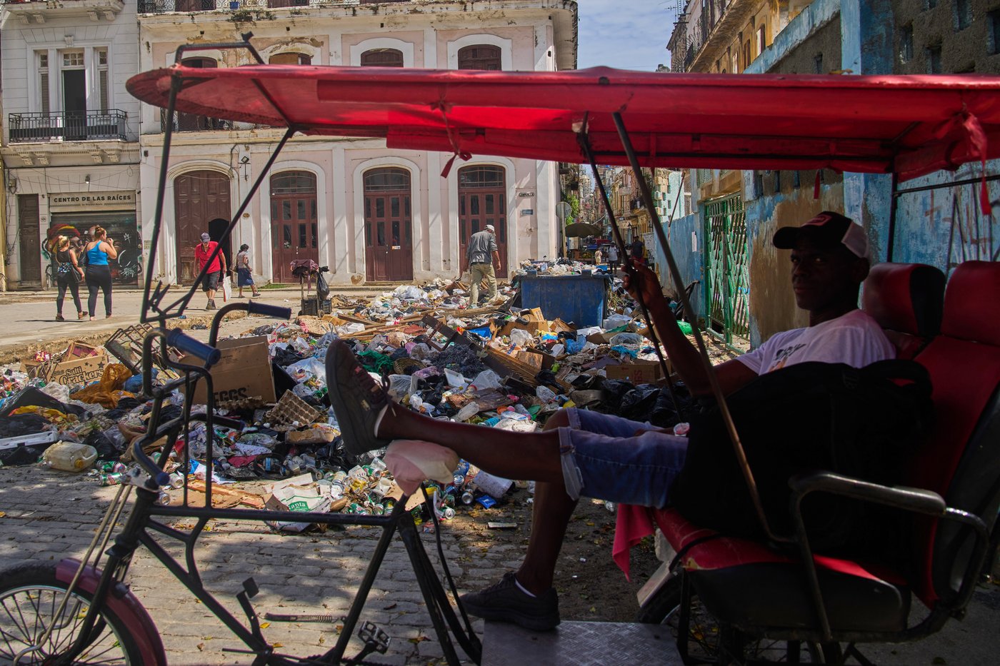 A garbage crisis engulfs Havana as fuel shortages stall trash pickup | iNFOnews.ca A garbage crisis engulfs Havana as fuel shortages stall trash pickup | iNFOnews.ca