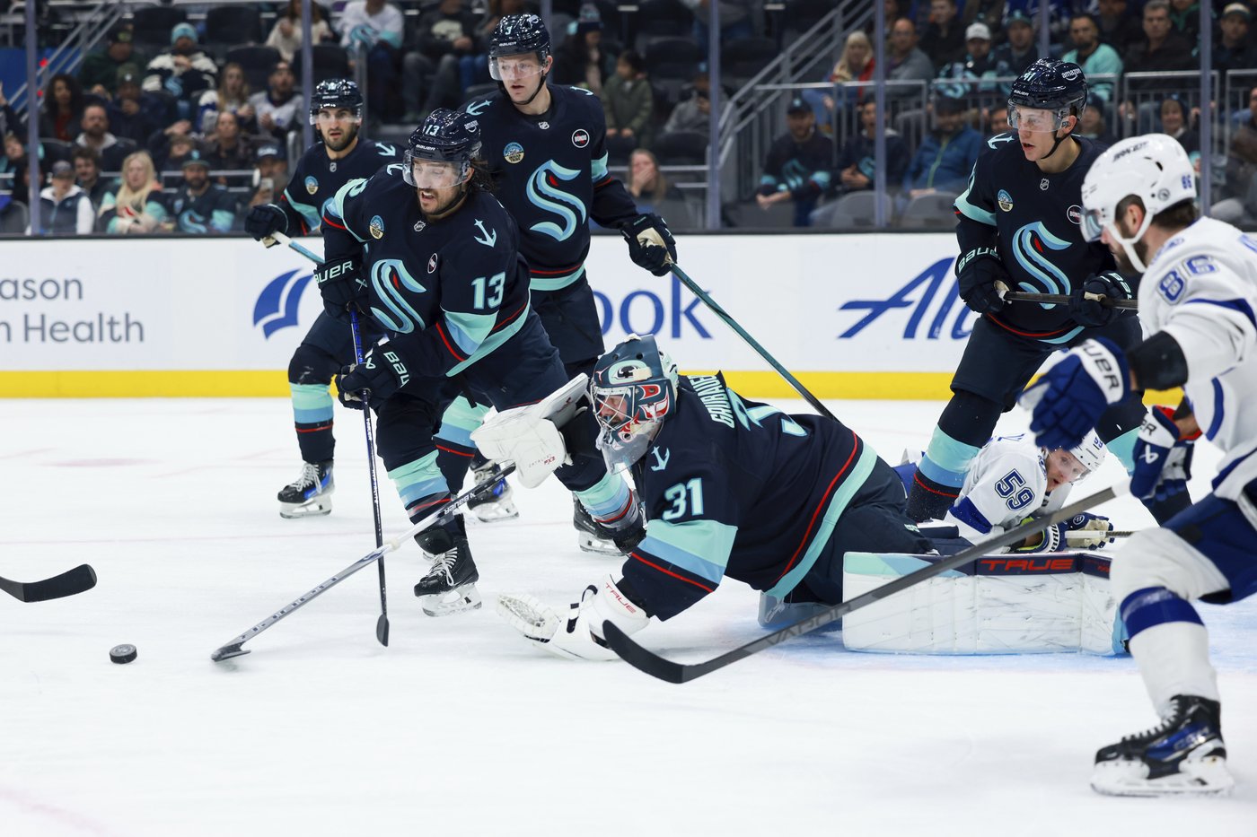 Hagel scores 2, Guentzel has goal and assist as Lightning beat Kraken 5-1 | iNFOnews.ca