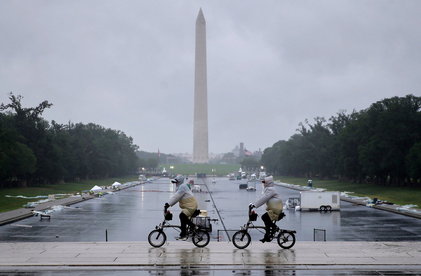 FACT FOCUS: Trump says Obama and Biden spent 'hundreds of millions' on reflecting pool. They did not | iNFOnews.ca FACT FOCUS: Trump says Obama and Biden spent 'hundreds of millions' on reflecting pool. They did not | iNFOnews.ca