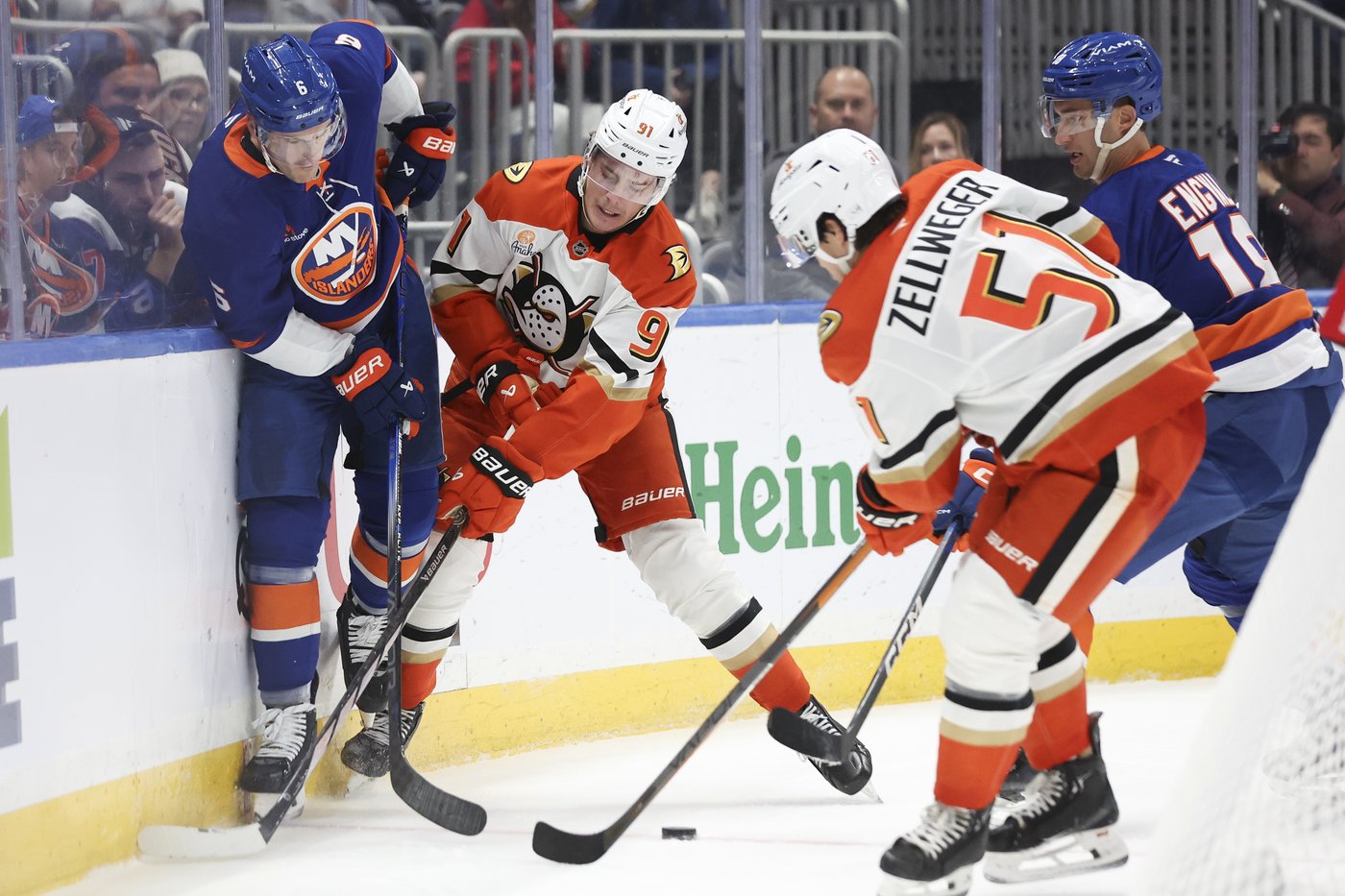 Carlsson, Terry score power-play goals and Dostal stops 41 as Ducks top Islanders 3-1 | iNFOnews.ca