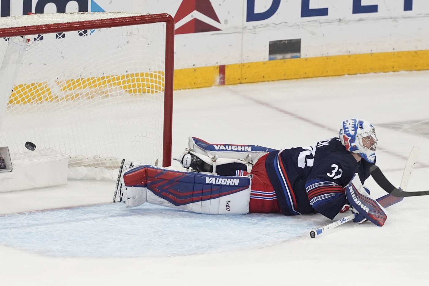 US-based Original Six Red Wings, Rangers, Bruins, Blackhawks eliminated from playoffs for 1st time | iNFOnews.ca
