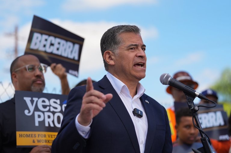 Rivals for California governor to meet in only scheduled debate as mail ballots go to voters | iNFOnews.ca