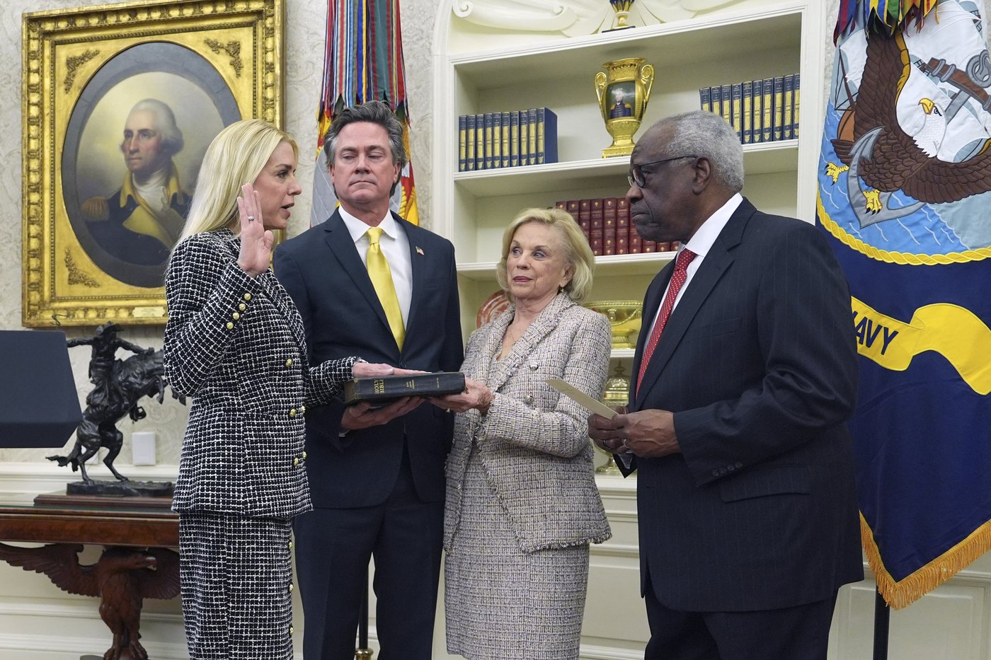 New Attorney General Pam Bondi orders review of Trump cases as she takes over the Justice Dept. | iNFOnews.ca New Attorney General Pam Bondi orders review of Trump cases as she takes over the Justice Dept. | iNFOnews.ca