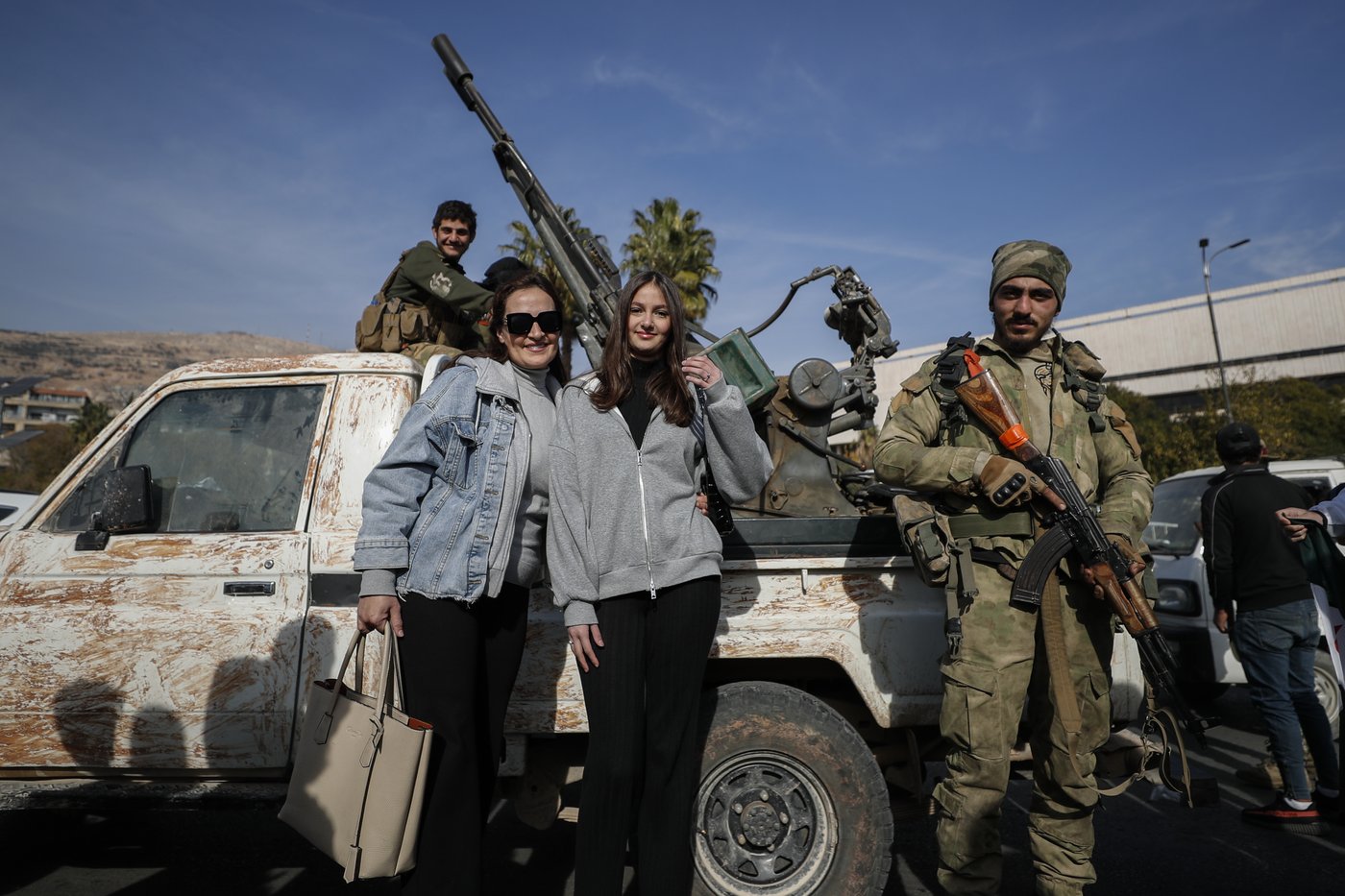 One week into a new Syria, rebels aim for normalcy and Syrians vow not to be silent again | iNFOnews.ca