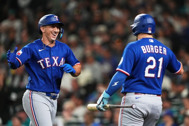 Seager, Langford and Jansen homer to lift Rangers over Mariners 10-5 | iNFOnews.ca