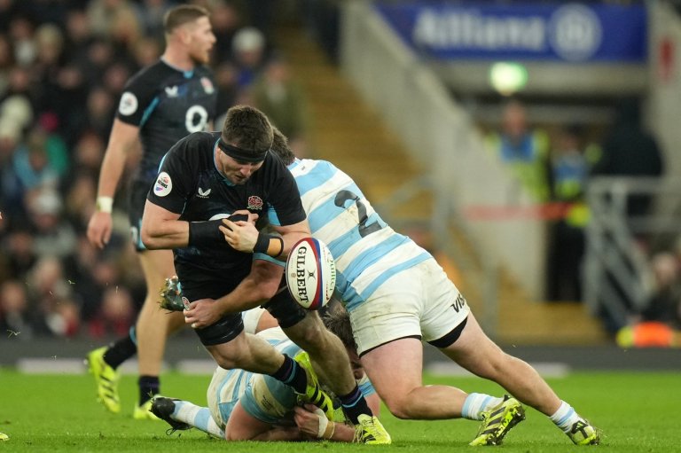 No sanction for England's Tom Curry after 'pushing' Pumas coach Contepomi | iNFOnews.ca