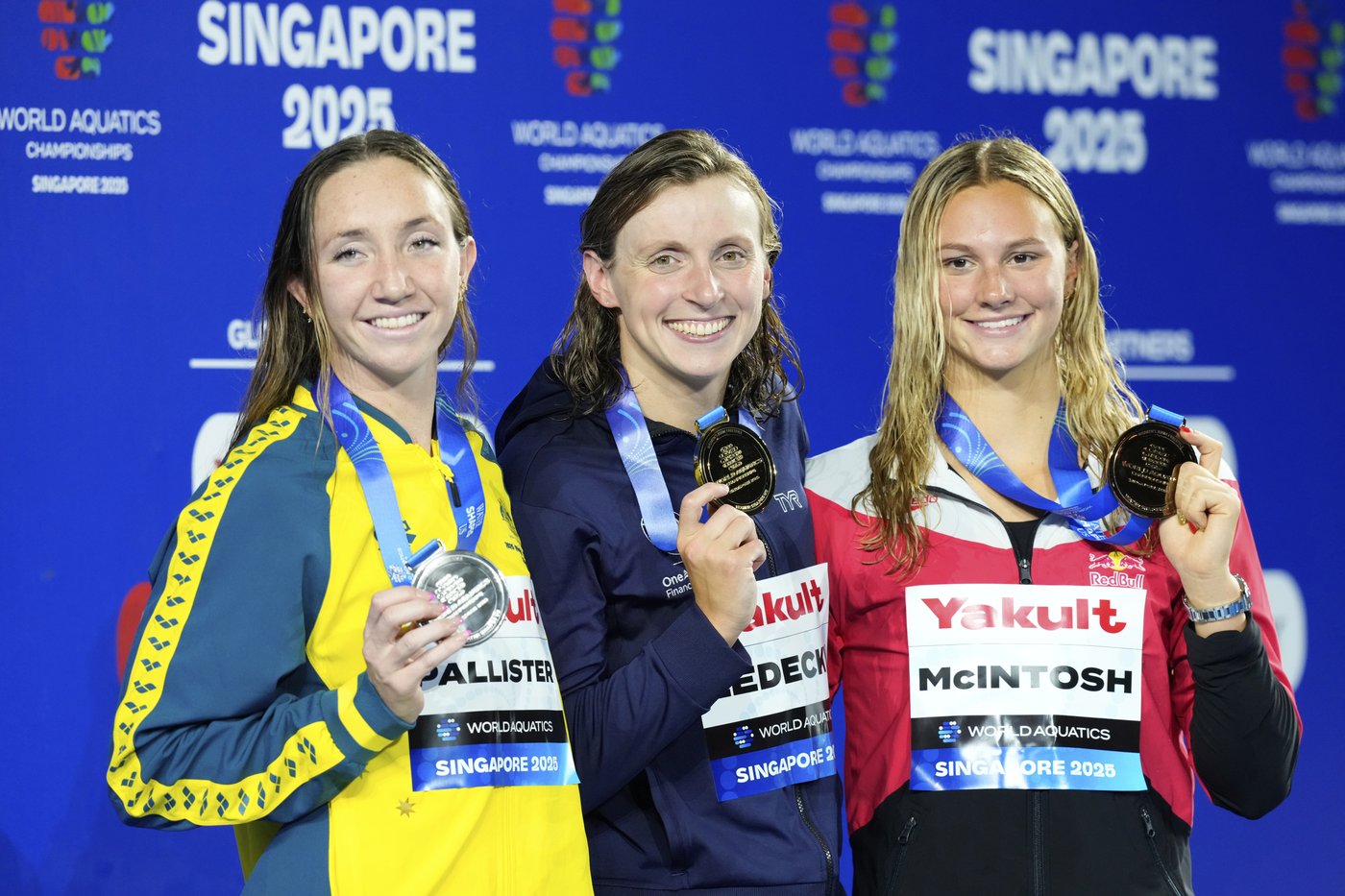 Americans set a relay world record in swim worlds in Singapore and Ledecky wins again | iNFOnews.ca