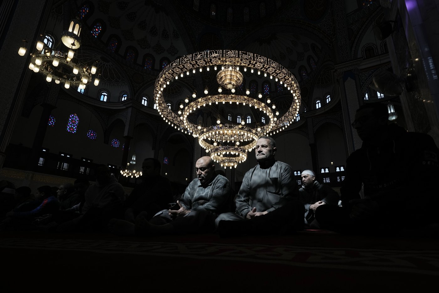 Ramadan ushers in a month of fasting, worship and charity for Muslims, in photos | iNFOnews.ca
