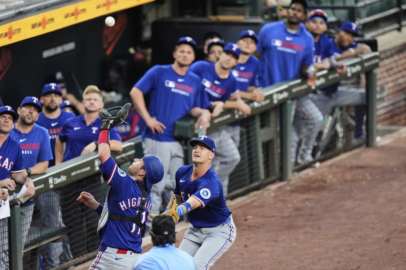 Rogers shuts down Rangers and Holliday hits a three-run homer in Orioles' 6-0 win | iNFOnews.ca Rogers shuts down Rangers and Holliday hits a three-run homer in Orioles' 6-0 win | iNFOnews.ca