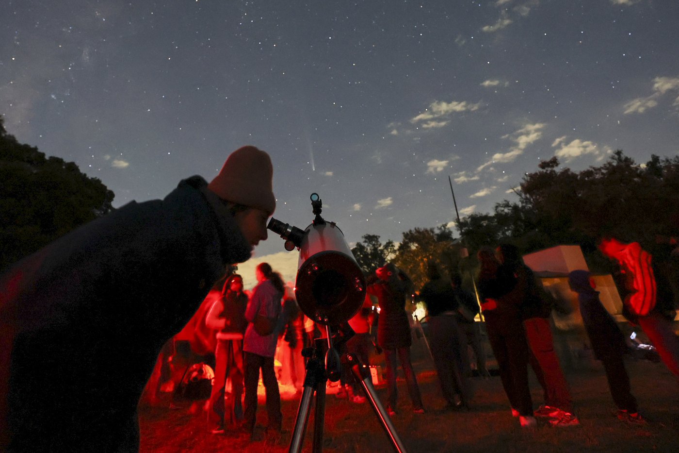 The dark sky over an urban park in central Mexico attracts stargazers who worry it might not last | iNFOnews.ca The dark sky over an urban park in central Mexico attracts stargazers who worry it might not last | iNFOnews.ca