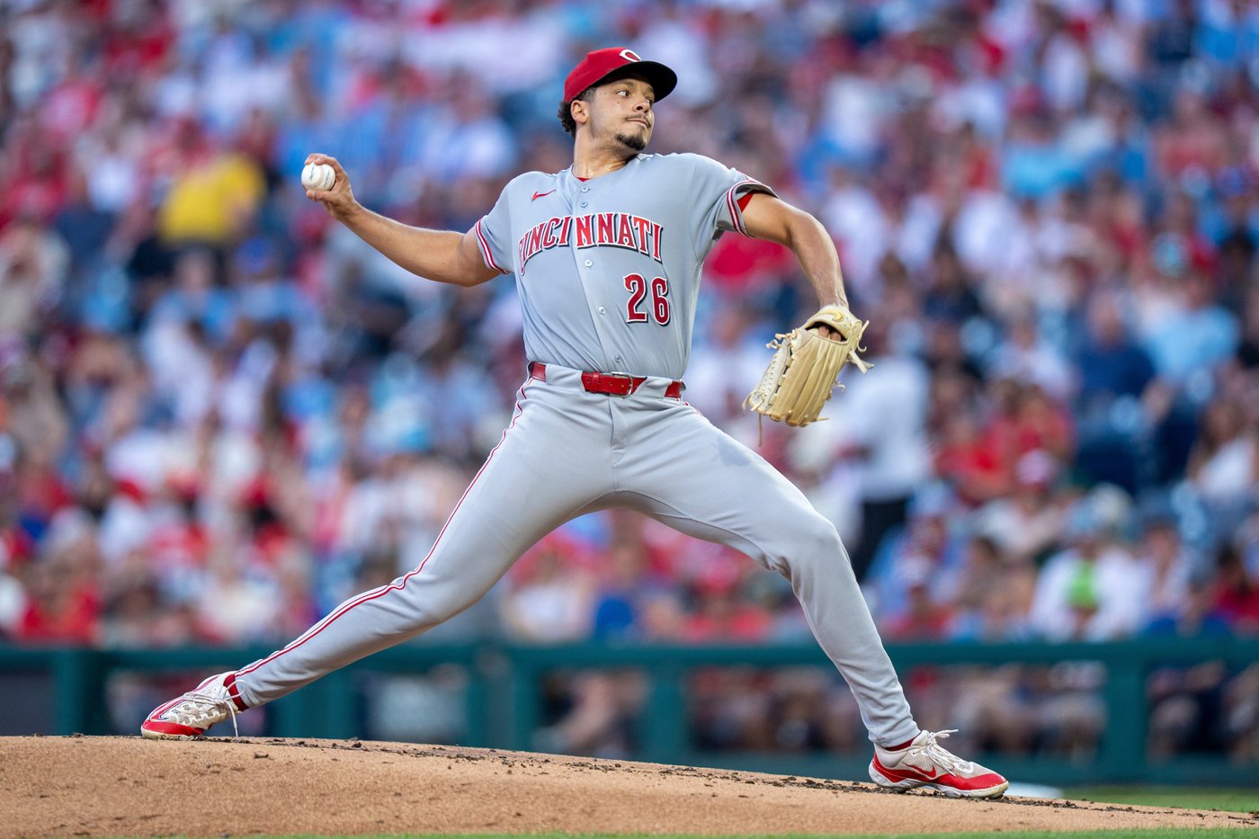 Chase Burns hit by Bryce Harper comebacker, strikes out 9 and flashes All-Star form for Reds | iNFOnews.ca Chase Burns hit by Bryce Harper comebacker, strikes out 9 and flashes All-Star form for Reds | iNFOnews.ca