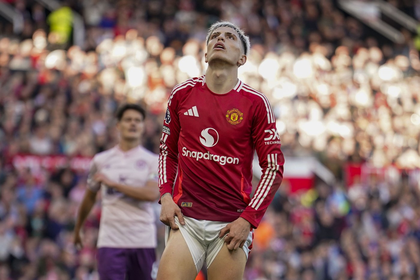 Arsenal stunned by Bournemouth and Garnacho sparks Man United comeback | iNFOnews.ca