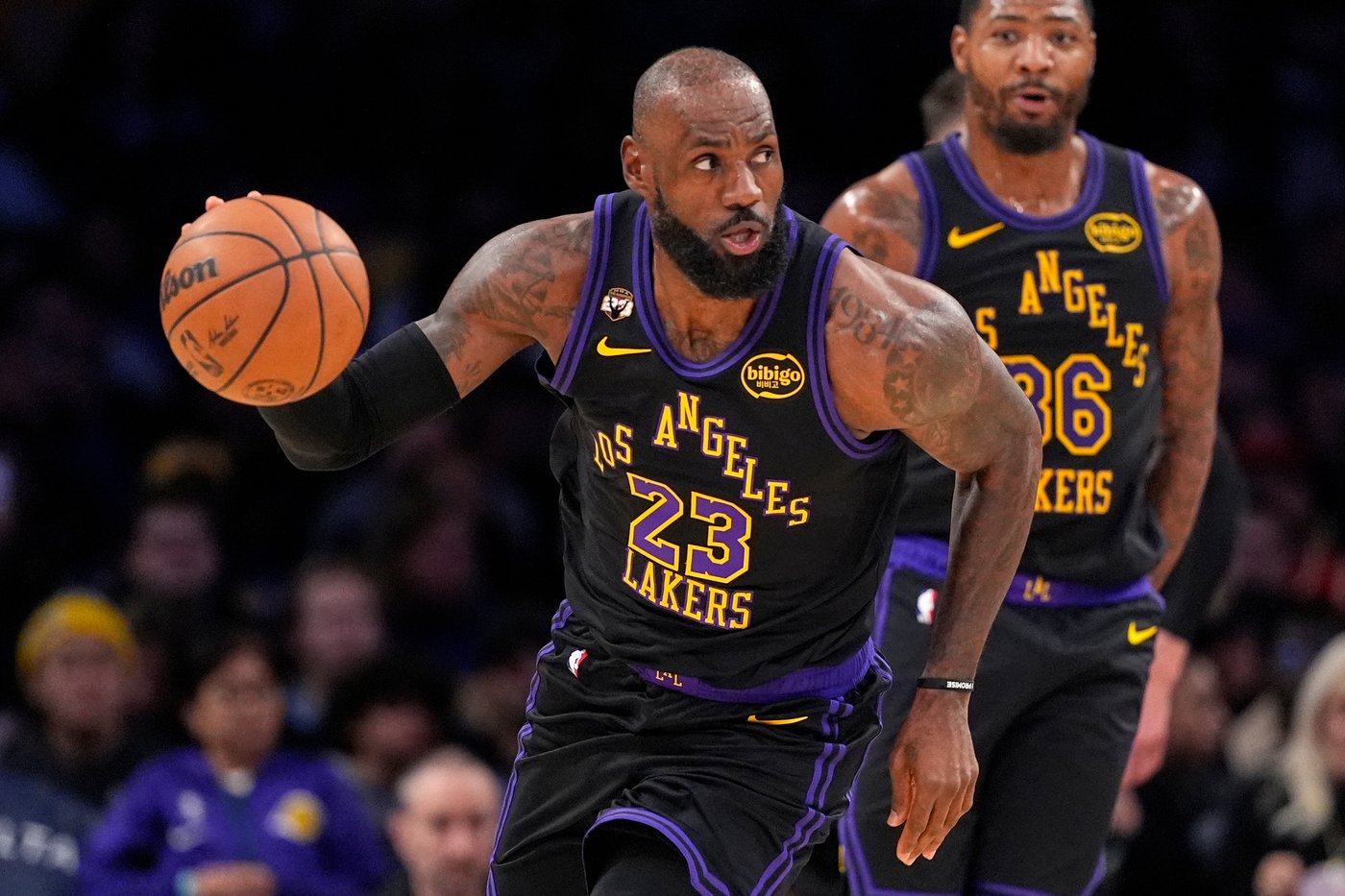 LeBron just misses historic triple-double, but still defies his age with prolific efforts for Lakers | iNFOnews.ca LeBron just misses historic triple-double, but still defies his age with prolific efforts for Lakers | iNFOnews.ca