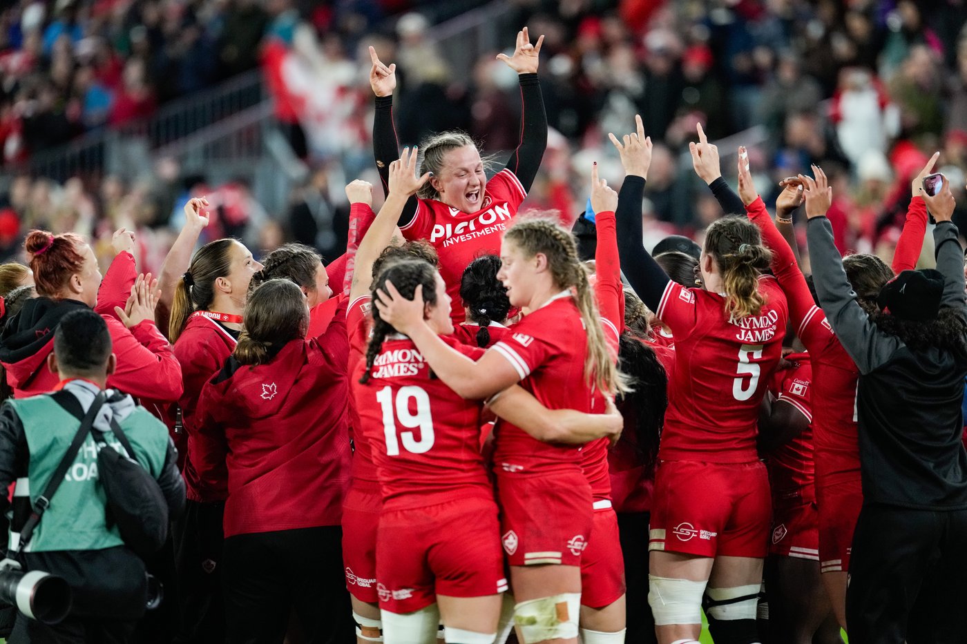 Canada women's rugby team sets lineup for rematch with top-ranked England in Ottawa | iNFOnews.ca