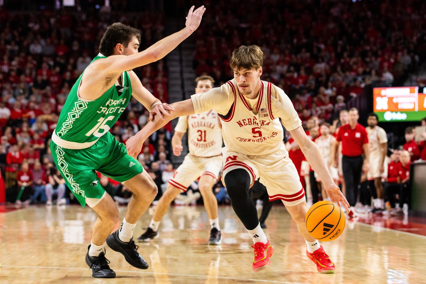 Berke Buyuktuncel has triple-double in No. 15 Nebraska's 78-55 win over North Dakota | iNFOnews.ca