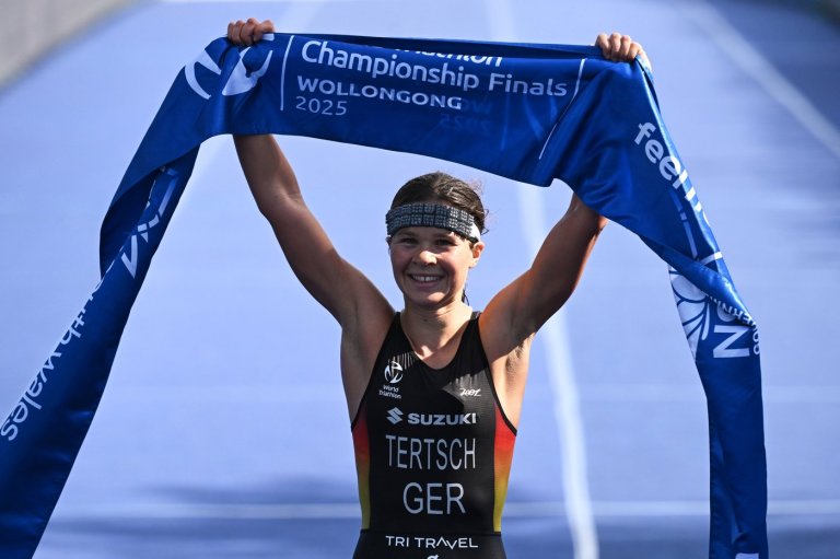 Lisa Tertsch becomes world women's triathlon champion after winning at the season finals | iNFOnews.ca