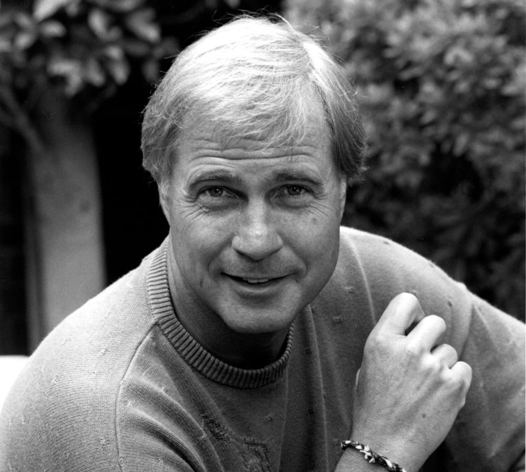 'Buck Rogers' star Gil Gerard dies at 82 | iNFOnews.ca