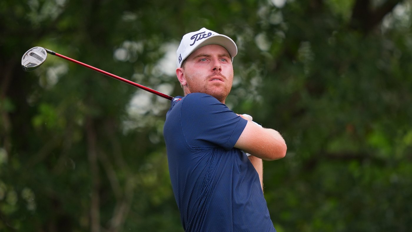 Alex Smalley back in position to win at Colonial after runner-up finish at PGA | iNFOnews.ca