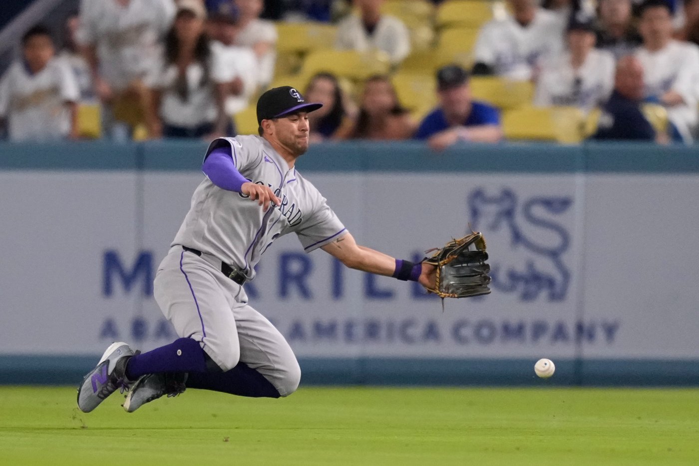 Mookie Betts delivers a clutch 2-strike hit in the eighth as Dodgers beat Rockies 4-3 | iNFOnews.ca Mookie Betts delivers a clutch 2-strike hit in the eighth as Dodgers beat Rockies 4-3 | iNFOnews.ca