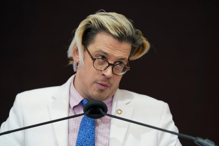 Far-right British provocateur Milo Yiannopoulos arrested by US immigration enforcement | iNFOnews.ca