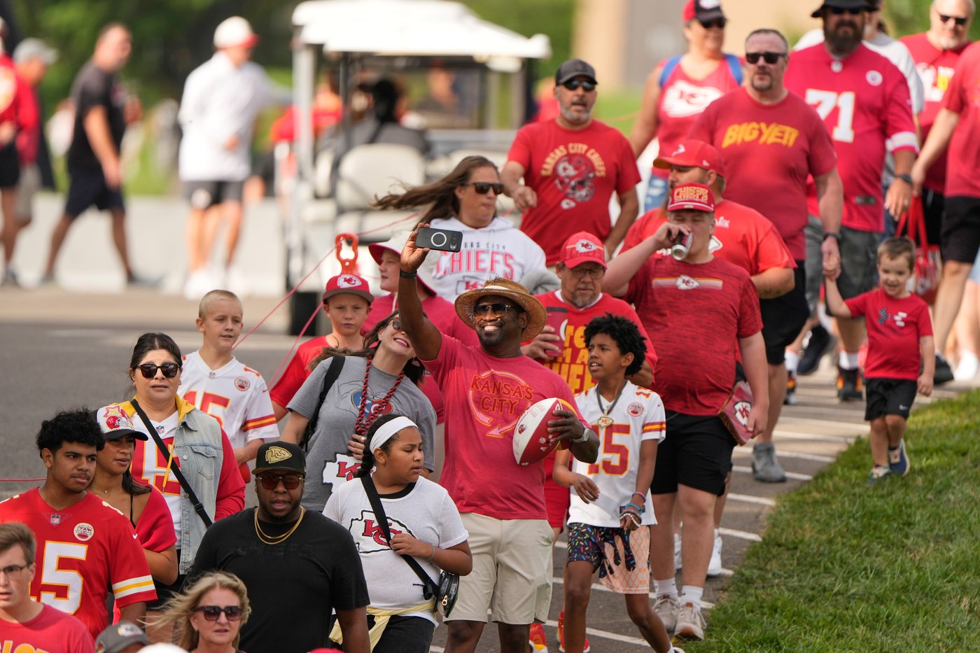 Chiefs' Eric Bieniemy returns to practice after wife's shooting at their Virginia home | iNFOnews.ca Chiefs' Eric Bieniemy returns to practice after wife's shooting at their Virginia home | iNFOnews.ca