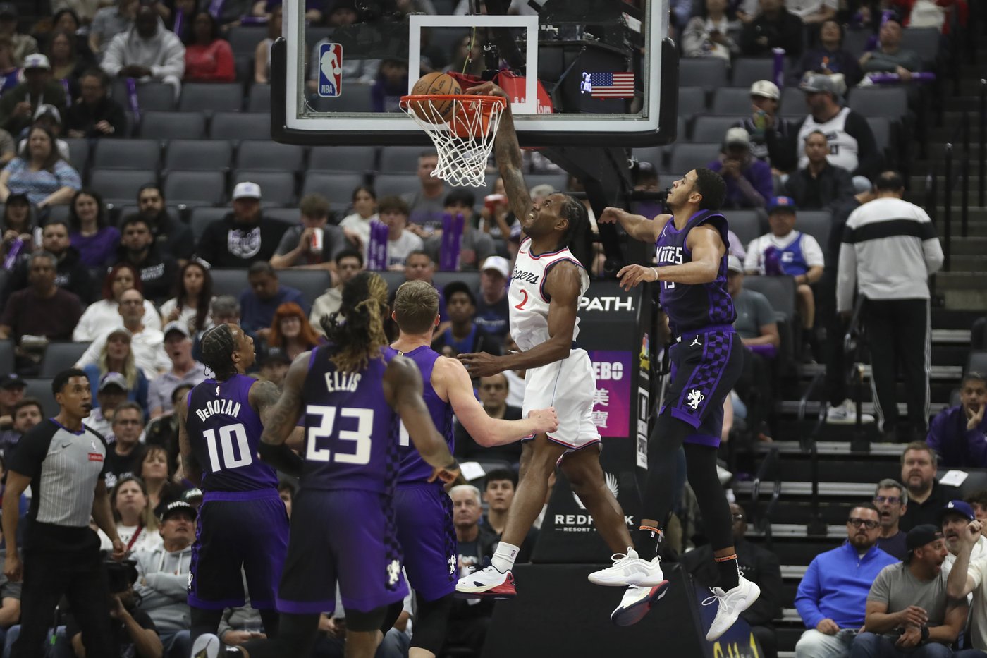 Clippers hold off Kings 101-100 to remain tied with Nuggets for No. 4 in tight Western Conference | iNFOnews.ca Clippers hold off Kings 101-100 to remain tied with Nuggets for No. 4 in tight Western Conference | iNFOnews.ca