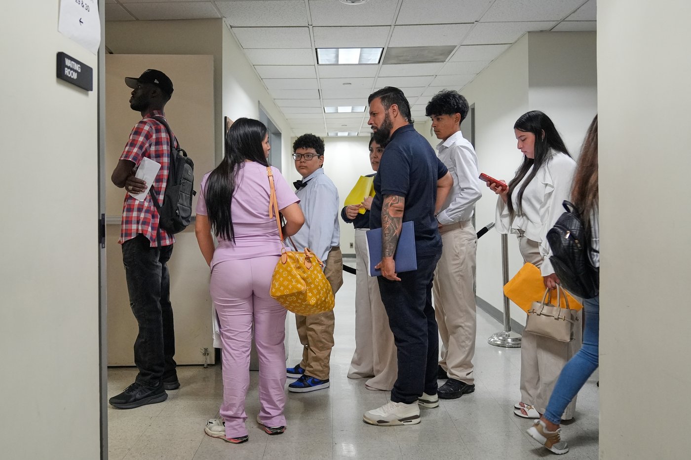 Breakneck pace in immigration courts is driving up deportation orders | iNFOnews.ca Breakneck pace in immigration courts is driving up deportation orders | iNFOnews.ca
