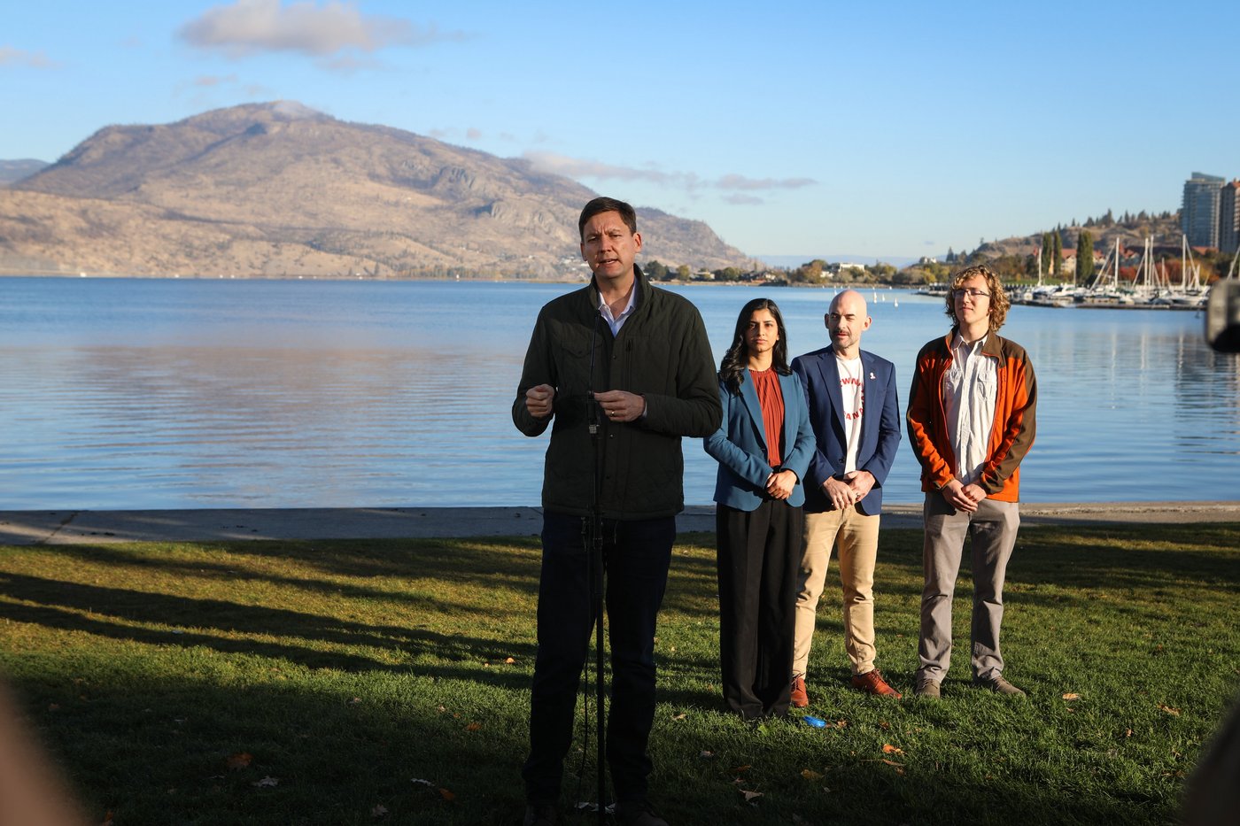 Both NDP and Conservatives make same SkyTrain election promise for Surrey, B.C. | iNFOnews.ca Both NDP and Conservatives make same SkyTrain election promise for Surrey, B.C. | iNFOnews.ca