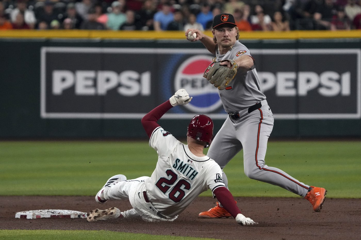 Merrill Kelly pitches into the 7th inning as the Diamondbacks beat the Orioles 4-3 | iNFOnews.ca