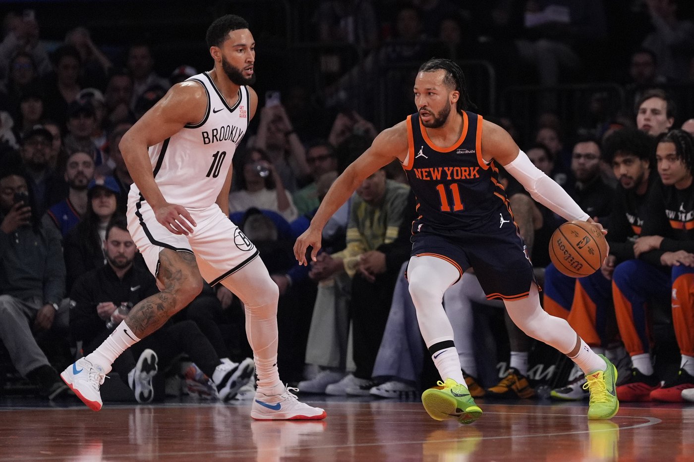 Brunson's 3-pointer with 6.2 seconds left gives Knicks 124-122 win over Nets in NBA Cup | iNFOnews.ca