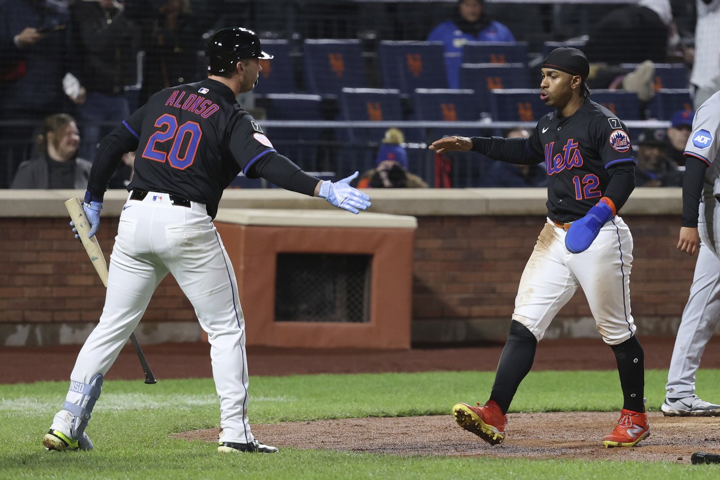 Juan Soto's RBI double leads Mets over Marlins 2-0 for 5-game winning streak | iNFOnews.ca Juan Soto's RBI double leads Mets over Marlins 2-0 for 5-game winning streak | iNFOnews.ca