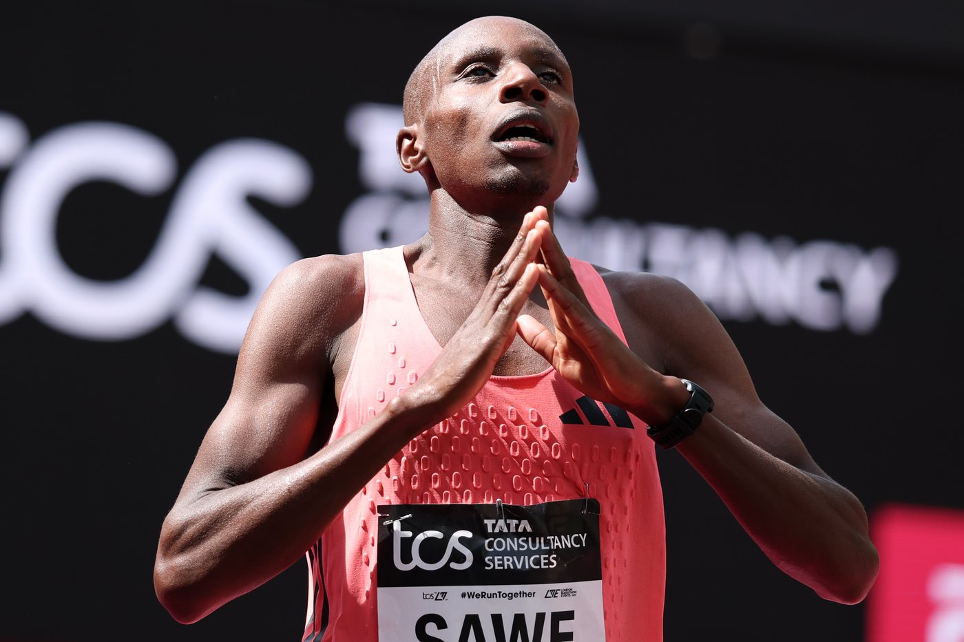 Marathon record-breaker says he underwent strict testing regime before smashing 2-hour barrier | iNFOnews.ca Marathon record-breaker says he underwent strict testing regime before smashing 2-hour barrier | iNFOnews.ca