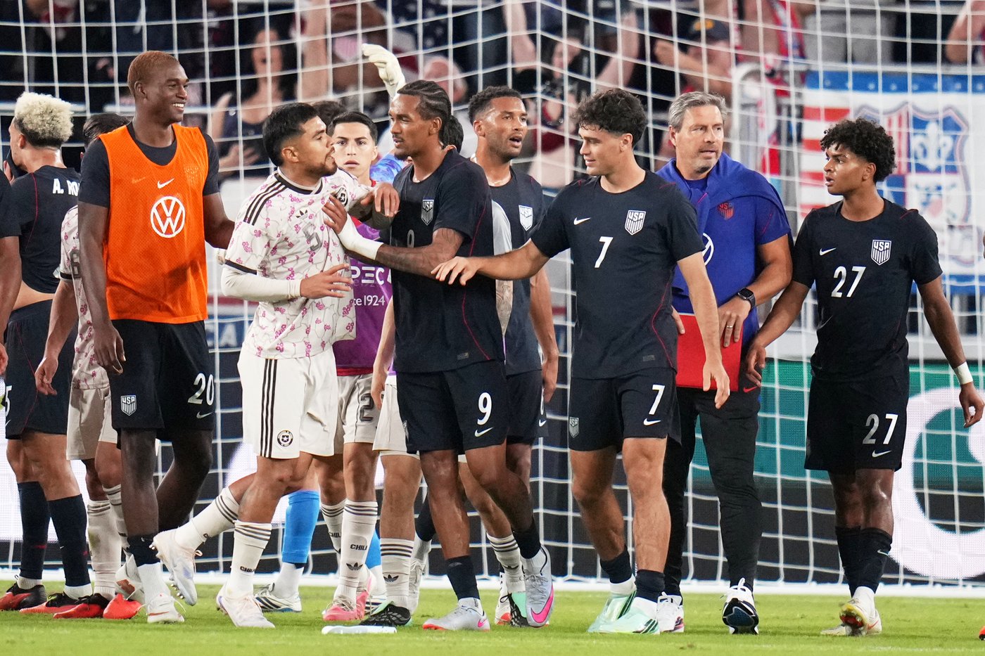 Richards, Hall, Albert, Berhalter score as US beats Chile 4-2 in friendly as tempers flare late | iNFOnews.ca Richards, Hall, Albert, Berhalter score as US beats Chile 4-2 in friendly as tempers flare late | iNFOnews.ca