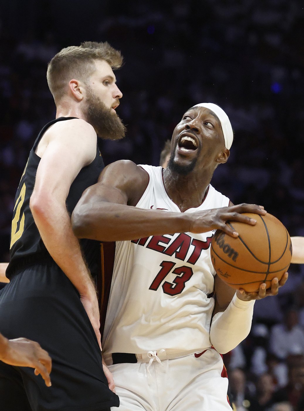 Cavs win by 55 points to sweep Heat and finish off most lopsided series in NBA playoff history | iNFOnews.ca