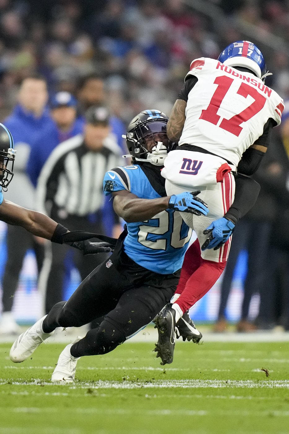 General manager Joe Schoen thinks the Giants are heading in the right direction despite a 2-8 record | iNFOnews.ca