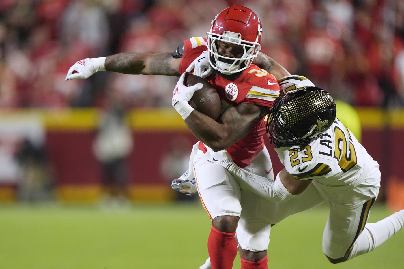 NFL trade deadline: Commanders acquire Lattimore; Lions get Za'Darius Smith; Steelers add Williams | iNFOnews.ca