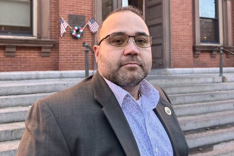 Massachusetts GOP lieutenant governor candidate suspends campaign after arrest in car crash | iNFOnews.ca