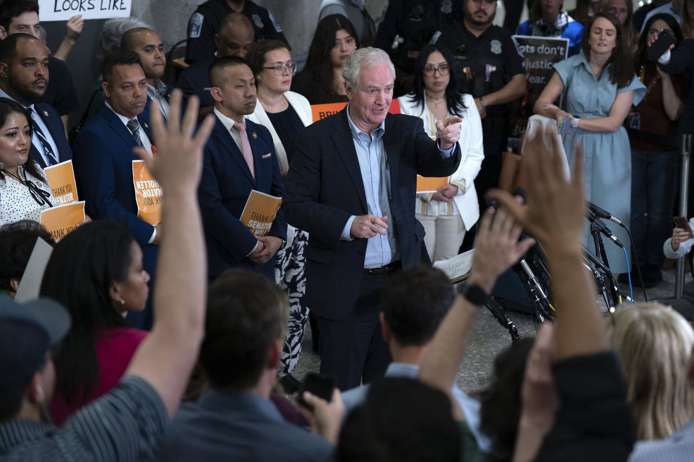 US senator returns from El Salvador trip, says Abrego Garcia case is about far more than one man | iNFOnews.ca US senator returns from El Salvador trip, says Abrego Garcia case is about far more than one man | iNFOnews.ca