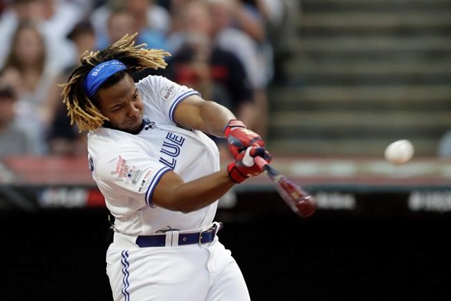 Guerrero Jr., smashes 29 dingers to set single-round record at Home Run Derby | iNFOnews.ca