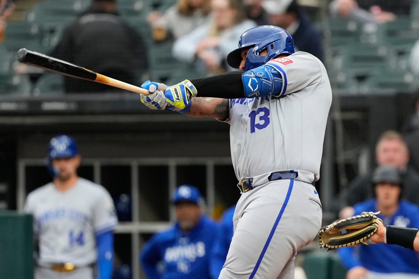 Hill's second pinch homer of season leads White Sox over Royals 6-5 | iNFOnews.ca Hill's second pinch homer of season leads White Sox over Royals 6-5 | iNFOnews.ca